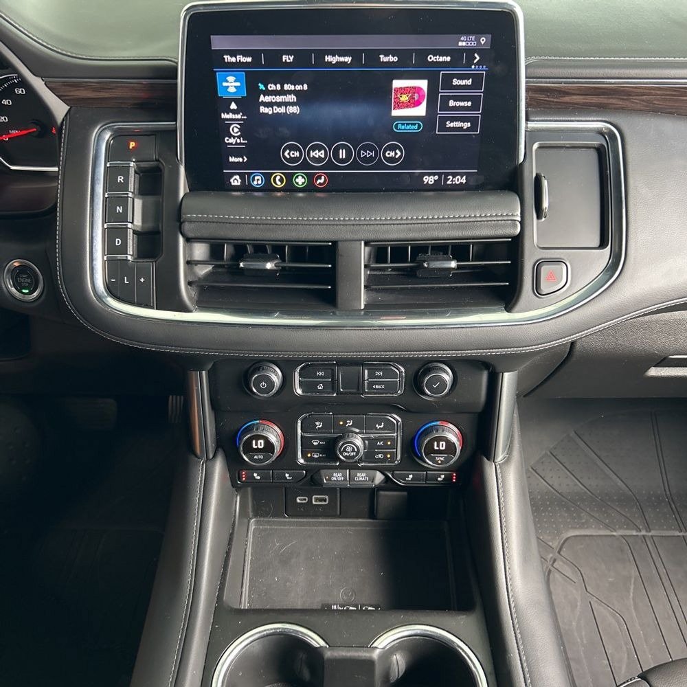 Used 2021 Chevrolet Tahoe Z71 w/ Z71 Signature Package AWD/4WD image 11
