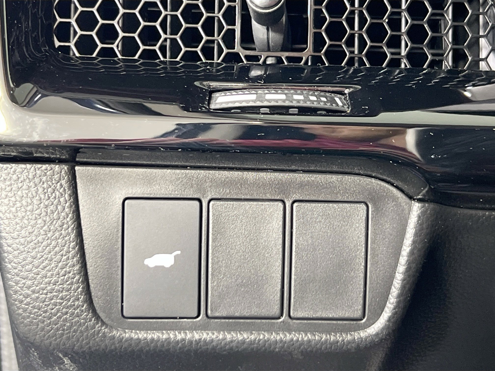 Used 2026 Honda CR-V EX-L image 10