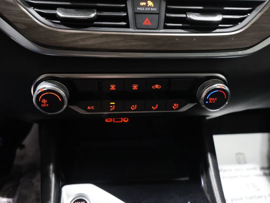 Used 2024 Nissan Altima 2.5 SV image 28