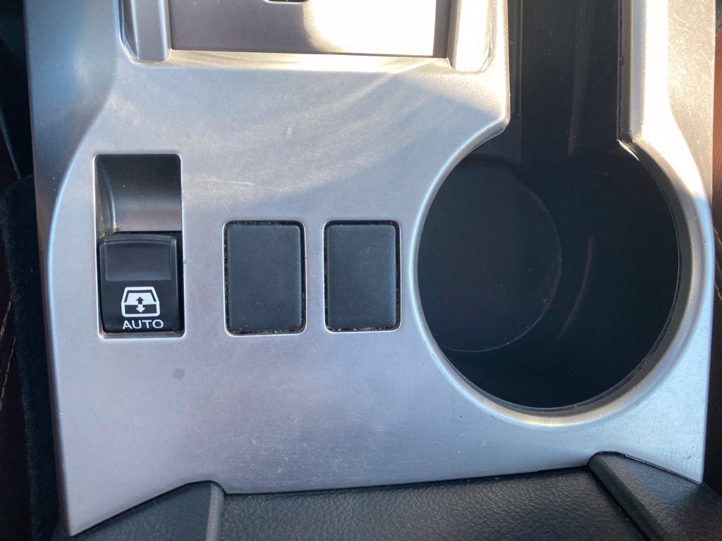Used 2017 Toyota 4Runner Limited AWD/4WD image 25