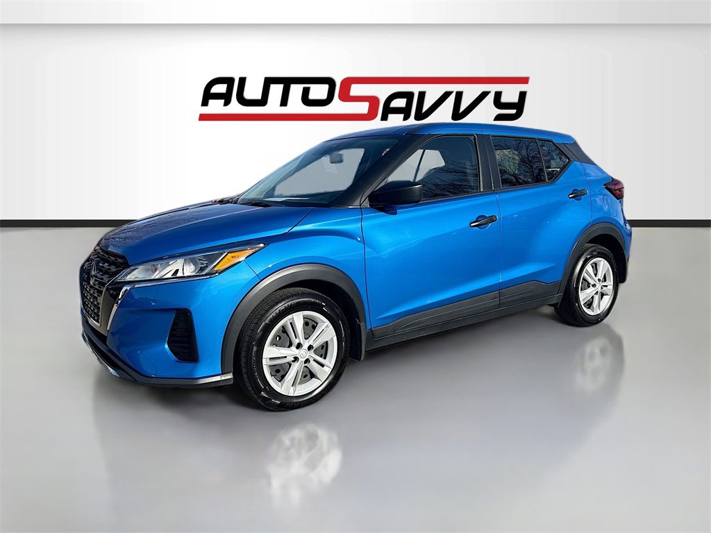 Used 2022 Nissan Kicks S image 3