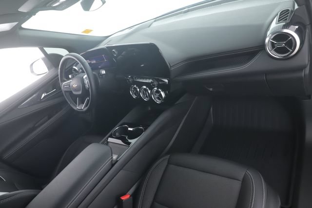 Used 2025 Chevrolet Blazer EV LT AWD/4WD image 29