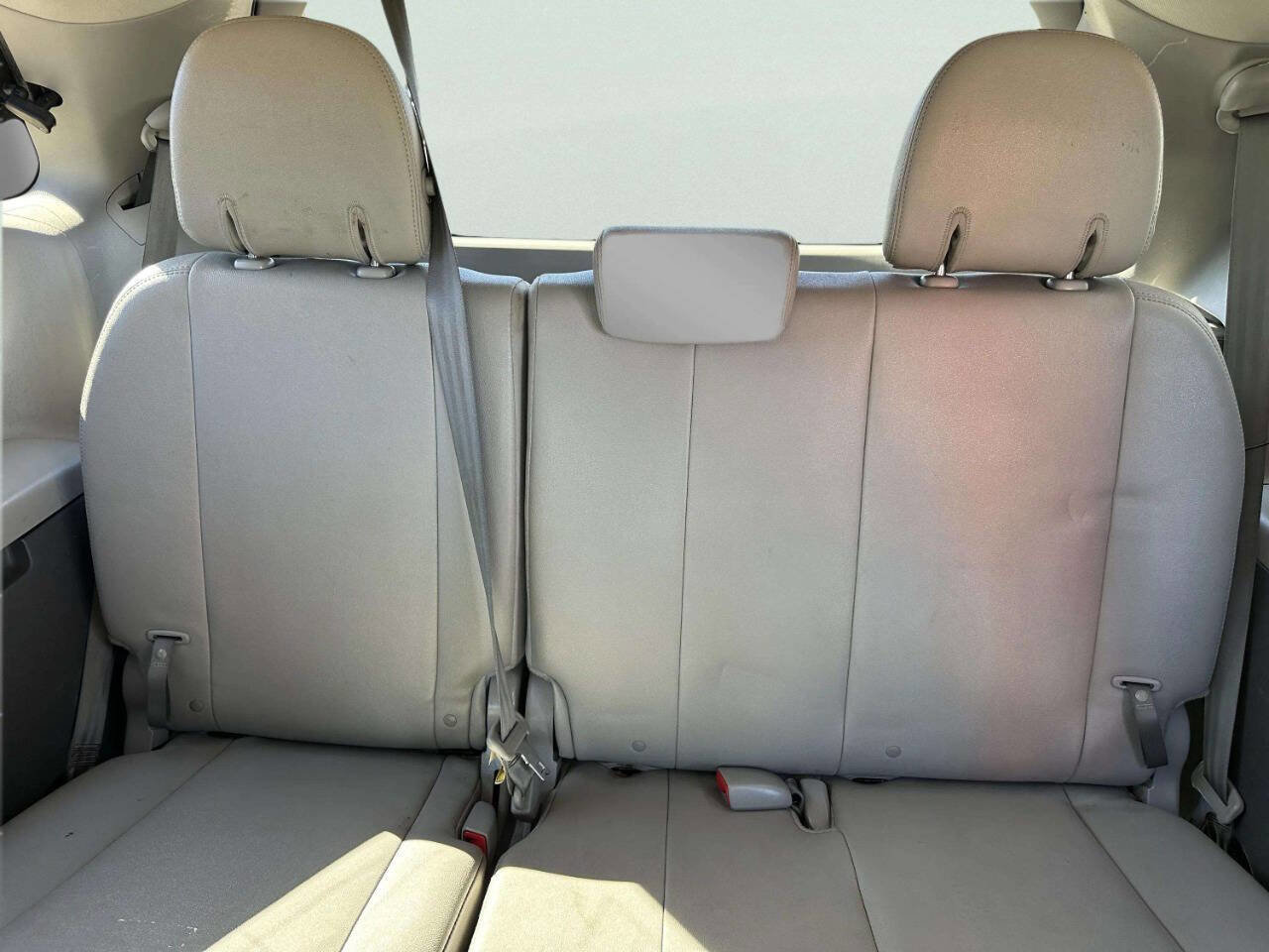 Used 2015 Toyota Sienna XLE image 12