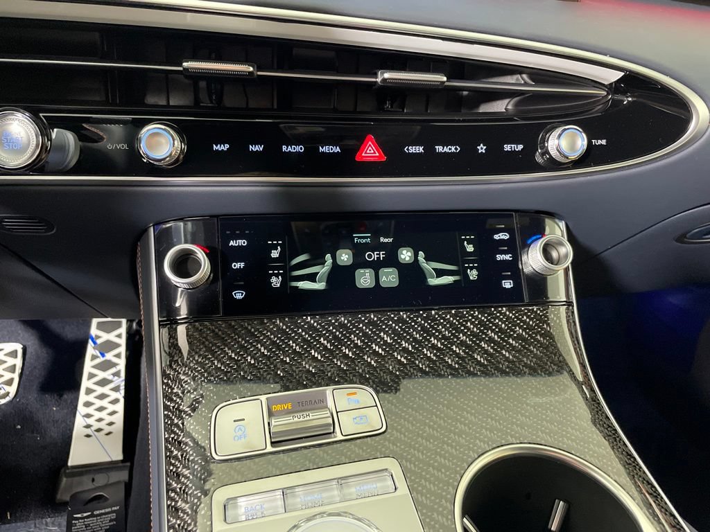 New 2026 Genesis GV70 3.5T Sport Prestige AWD/4WD image 9