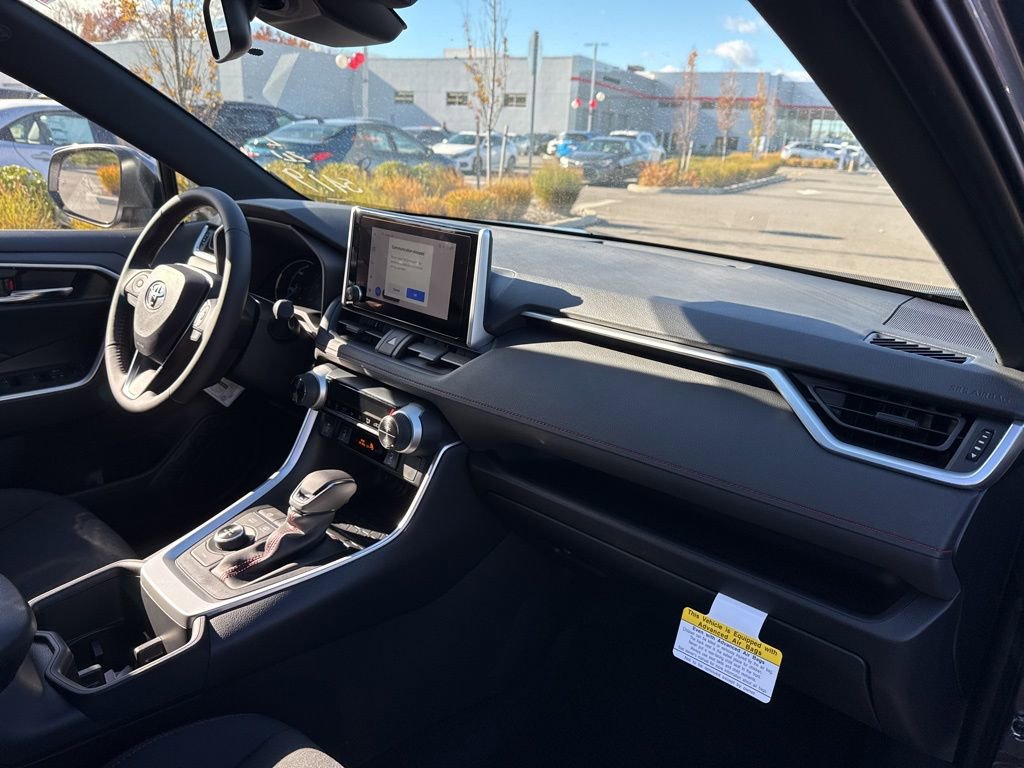 New 2025 Toyota RAV4 SE image 13