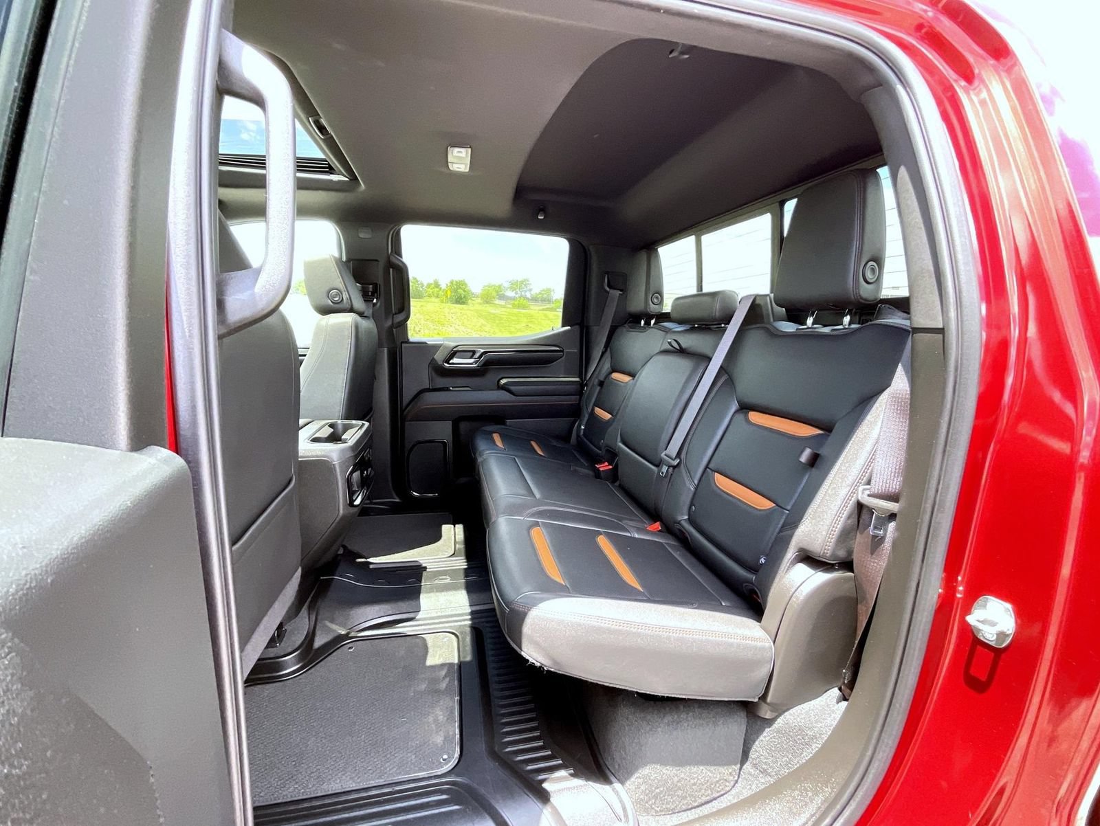 Certified 2023 GMC Sierra 1500 AT4 w/ Technology Package AWD/4WD image 21