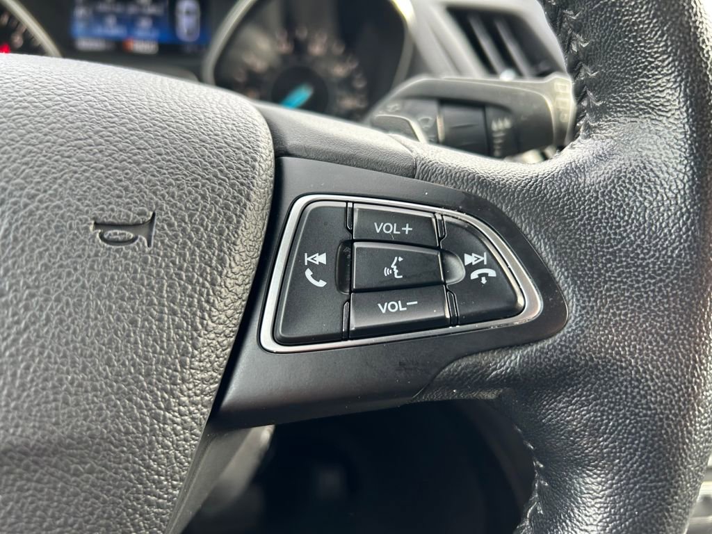 Used 2017 Ford Escape Titanium image 17