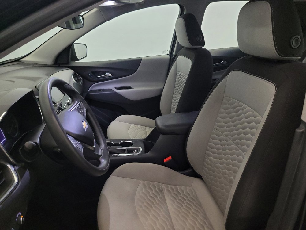 Used 2020 Chevrolet Equinox LS FWD image 17