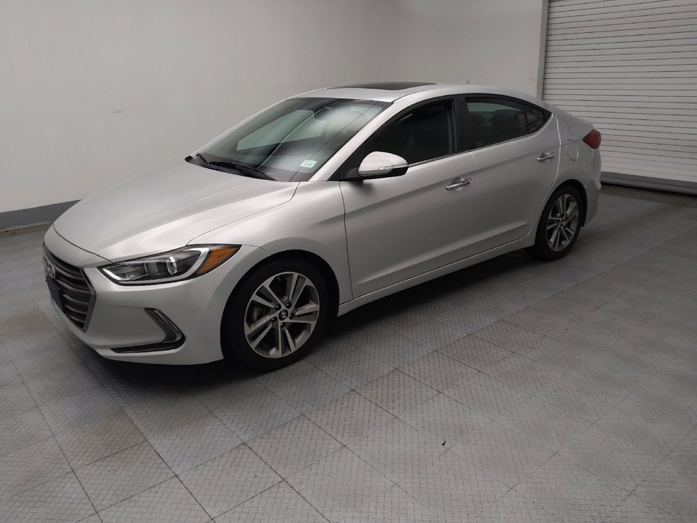 Used 2017 Hyundai Elantra Limited w/ Limited Tech Package 04 image 2