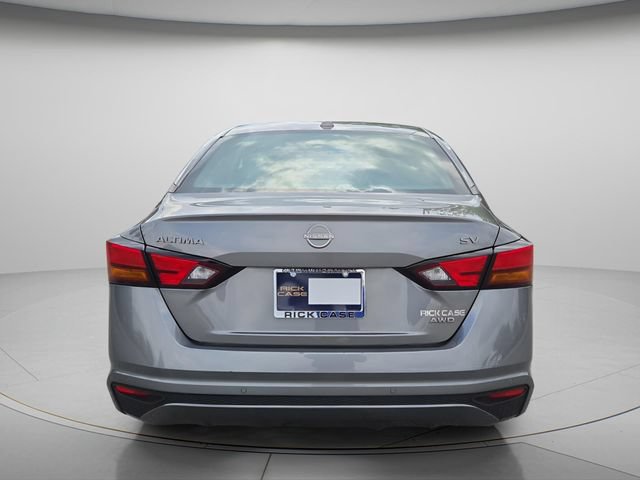 Used 2024 Nissan Altima 2.5 SV AWD/4WD image 5