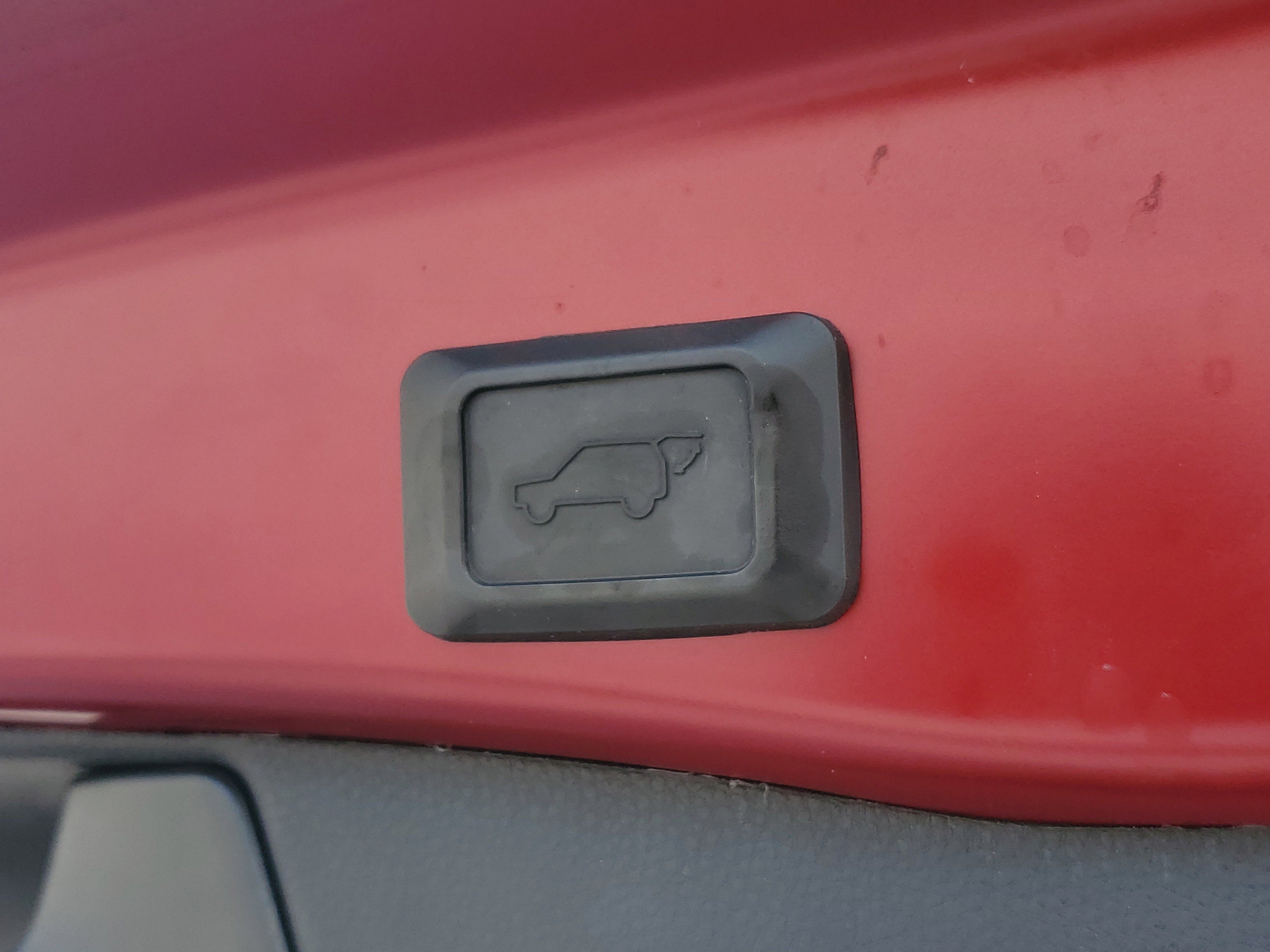 Certified 2021 Toyota RAV4 XLE w/ Convenience Package image 10