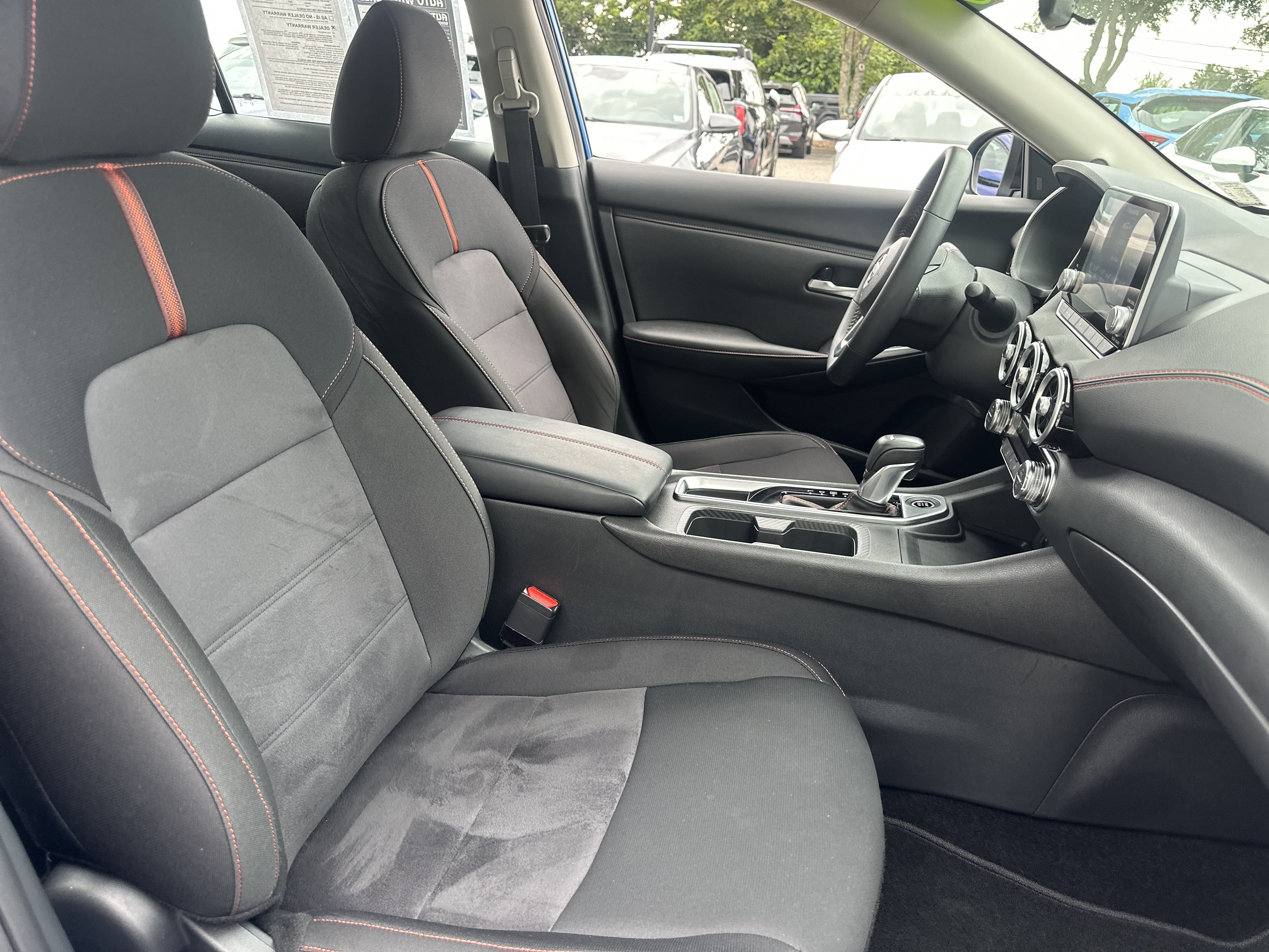 Used 2025 Nissan Sentra SR w/ Midnight Edition FWD image 8
