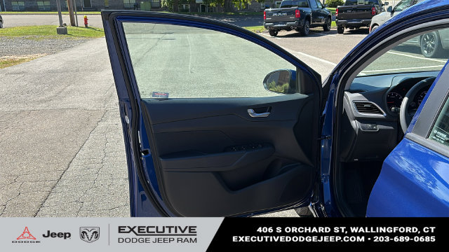 Used 2022 Hyundai Accent SE FWD image 8