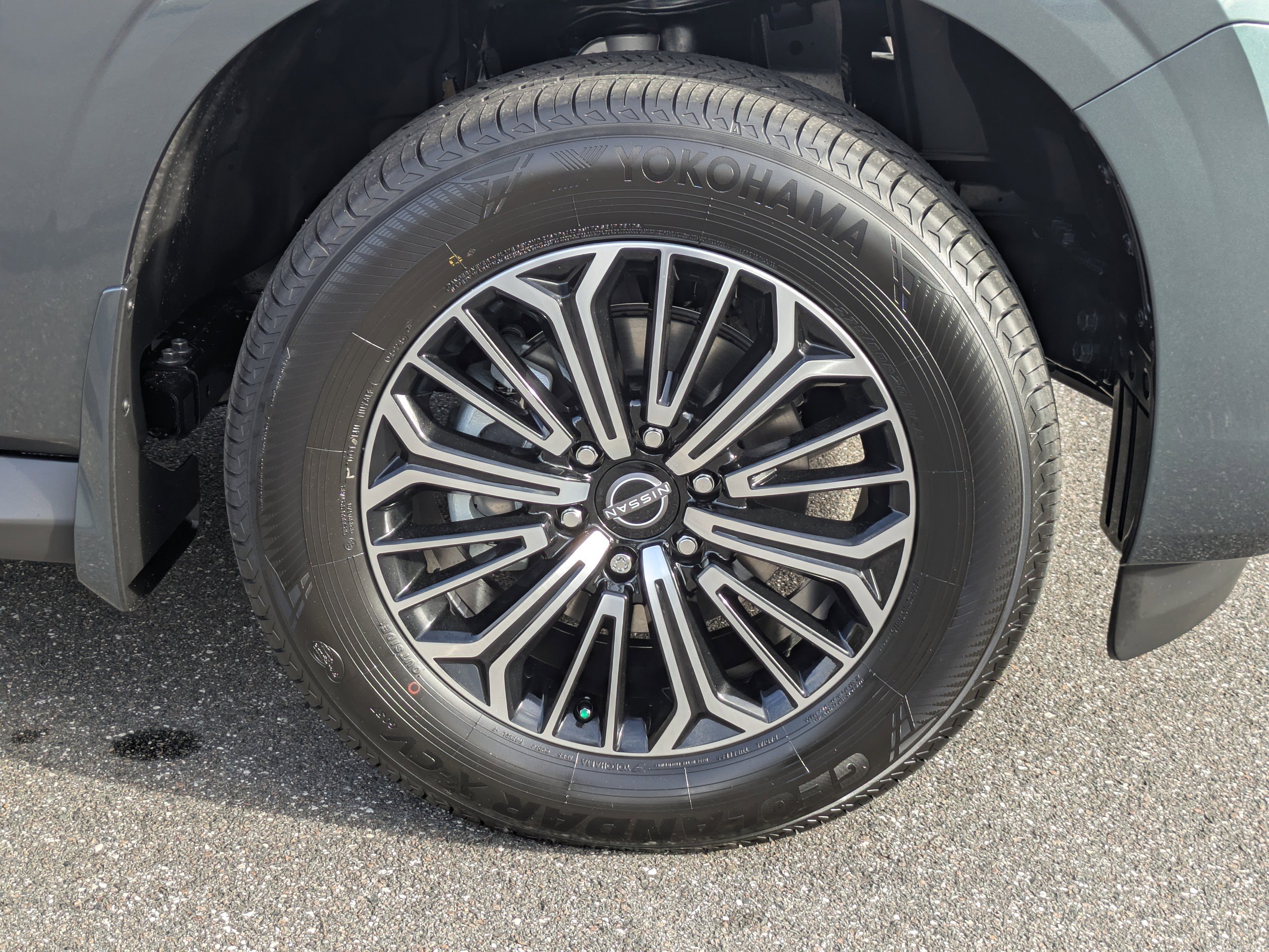 New 2026 Nissan Armada Platinum image 11