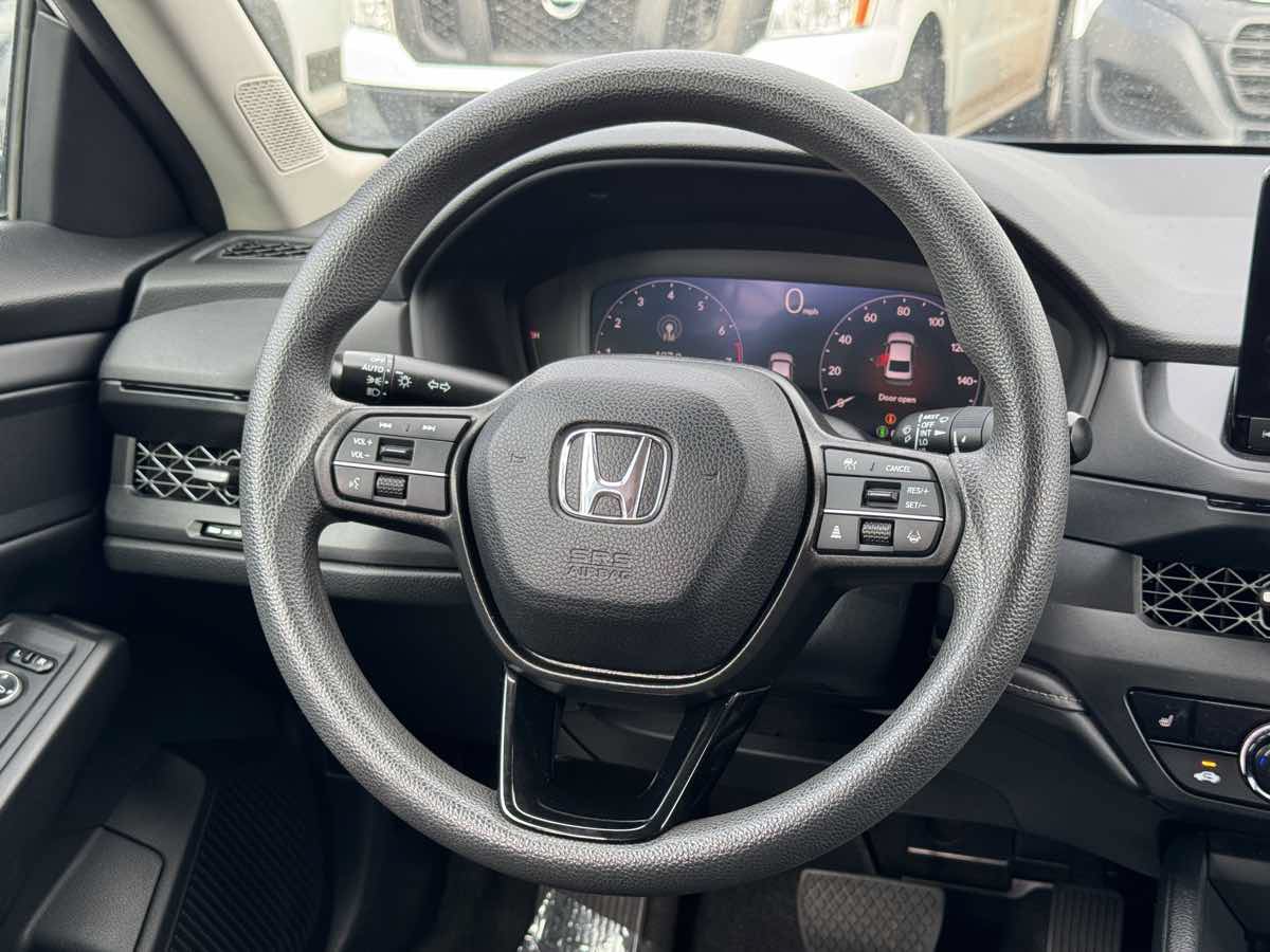 Used 2023 Honda Accord EX image 22