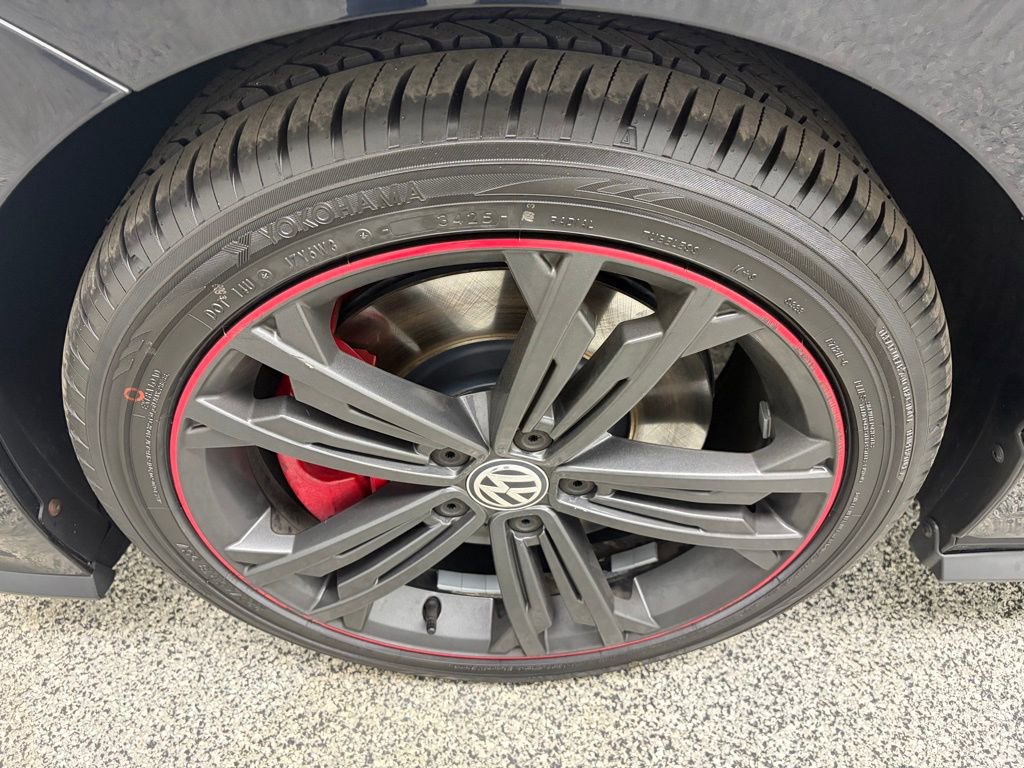 Used 2019 Volkswagen Jetta GLI image 10