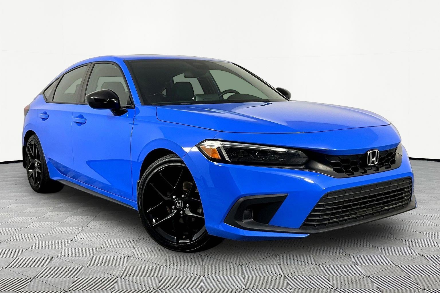 Used 2023 Honda Civic Sport image 3