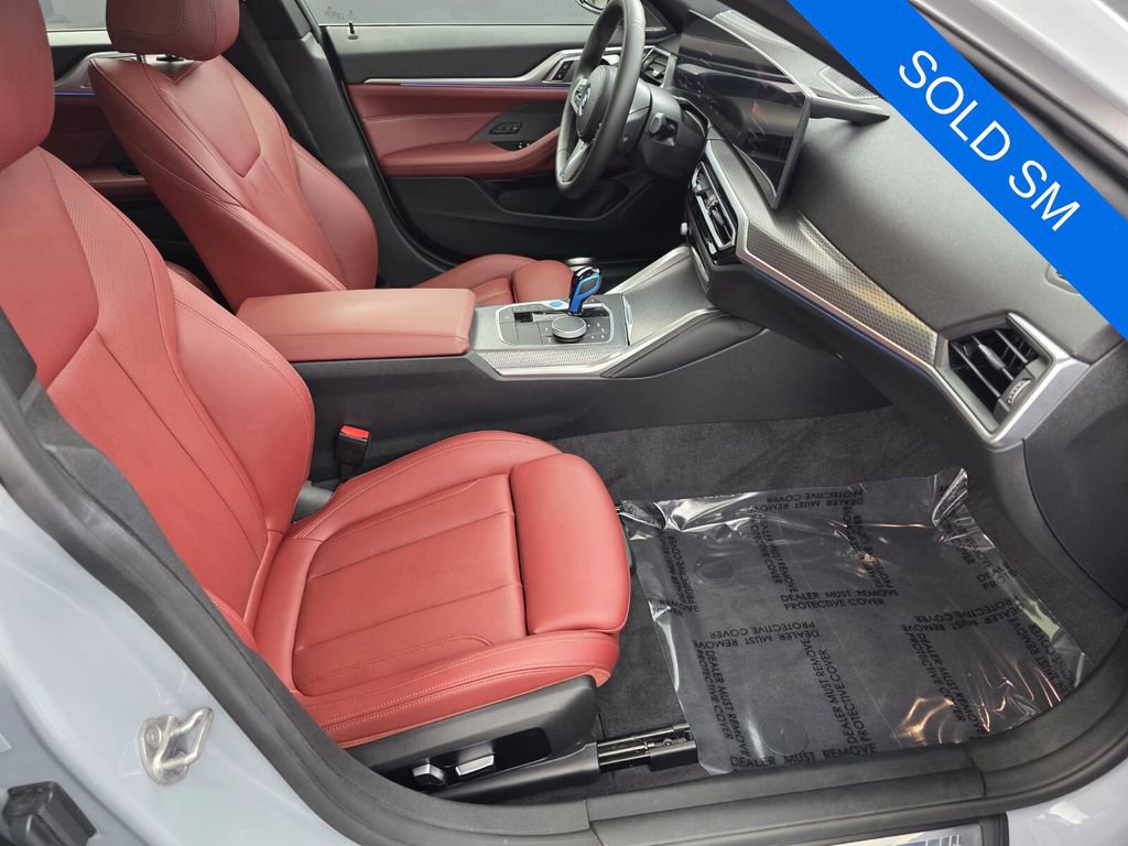 Used 2022 BMW i4 eDrive40 w/ M Sport Package RWD image 28