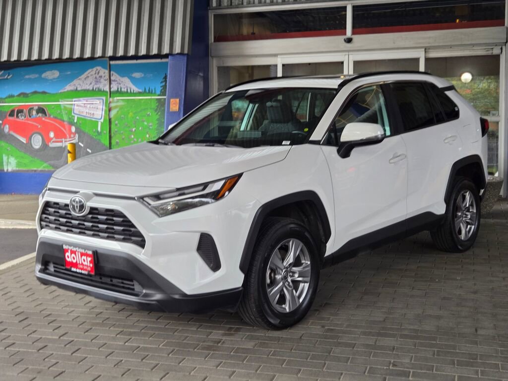 Used 2024 Toyota RAV4 XLE w/ Convenience Package image 1