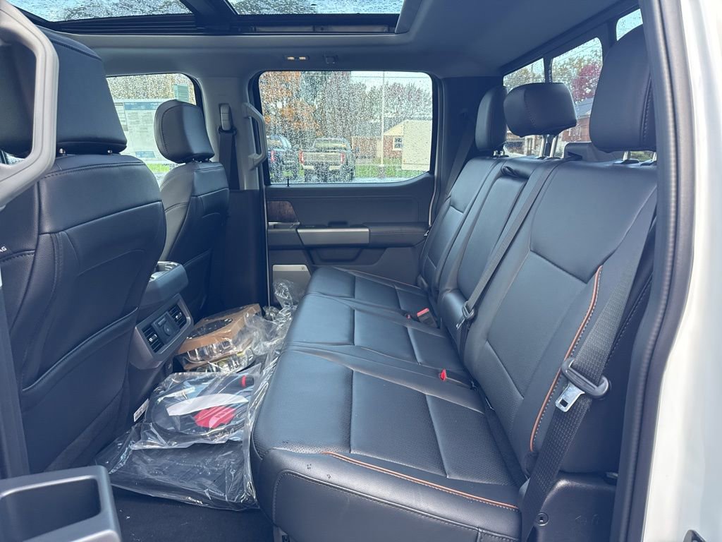 New 2026 Ford F350 Lariat w/ Lariat Premium Package image 17