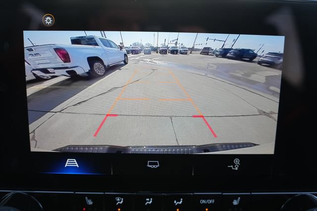 Used 2023 Chevrolet Colorado Z71 w/ Z71 Convenience Package 2 image 22