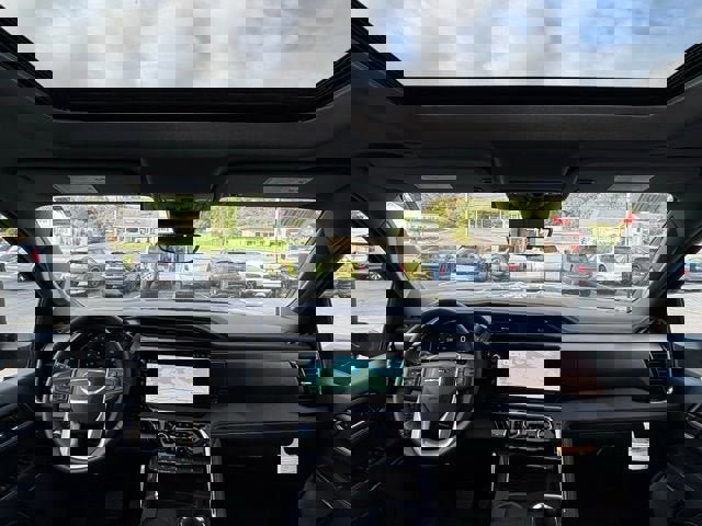 New 2026 GMC Sierra 3500 Denali w/ Denali Reserve Package image 19