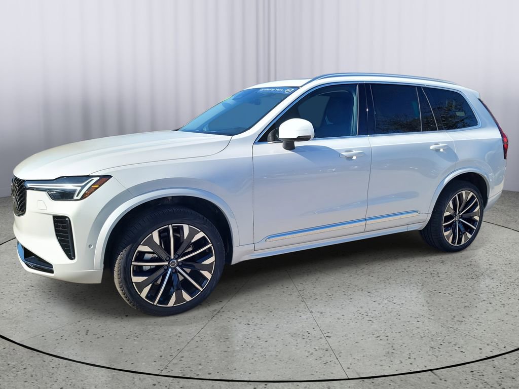 Certified 2025 Volvo XC90 B5 Plus image 8