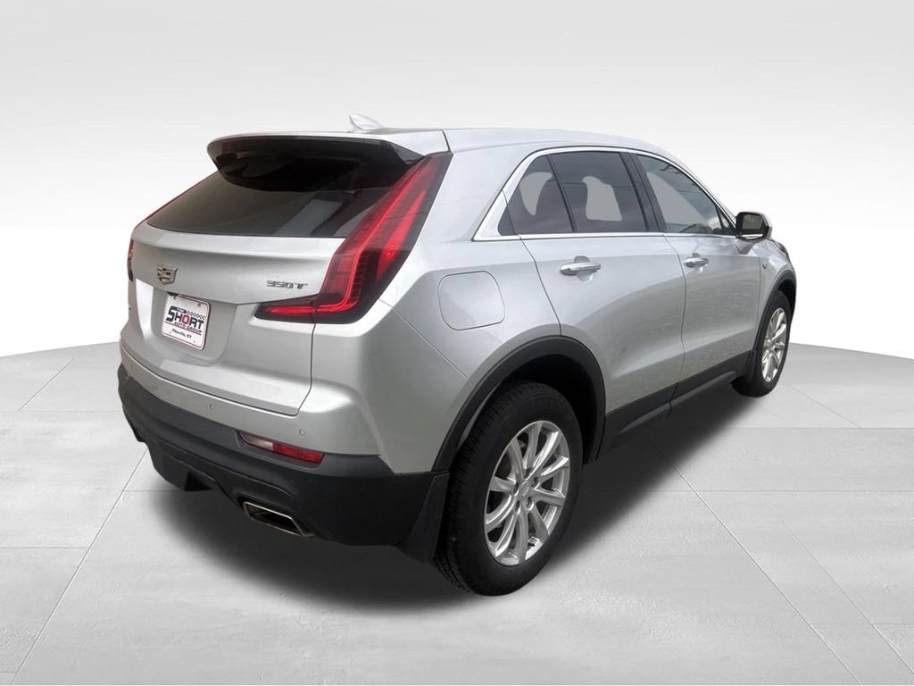 Used 2022 Cadillac XT4 Luxury w/ Trailering Package AWD/4WD image 10