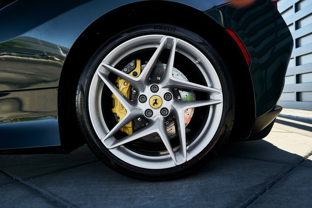 Used 2022 Ferrari F8 Tributo image 14