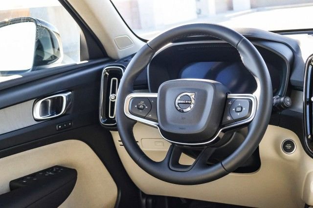 New 2026 Volvo XC40 B5 Plus w/ Protection Package Premier image 16