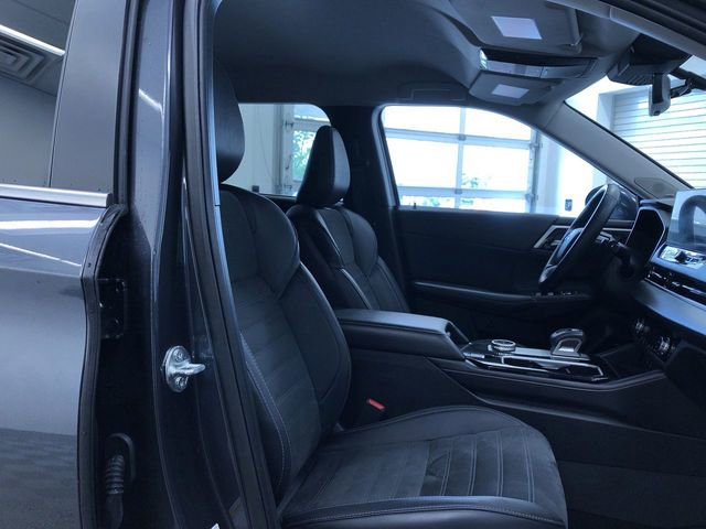 Used 2025 Mitsubishi Outlander SE AWD/4WD image 22