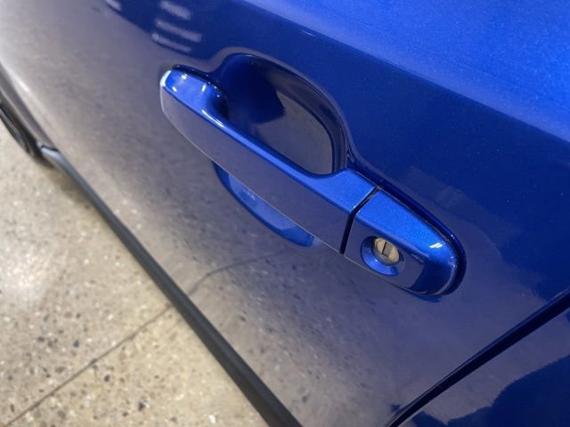 Used 2018 Toyota C-HR XLE image 9