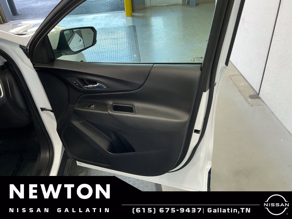Used 2024 Chevrolet Equinox LT FWD image 39