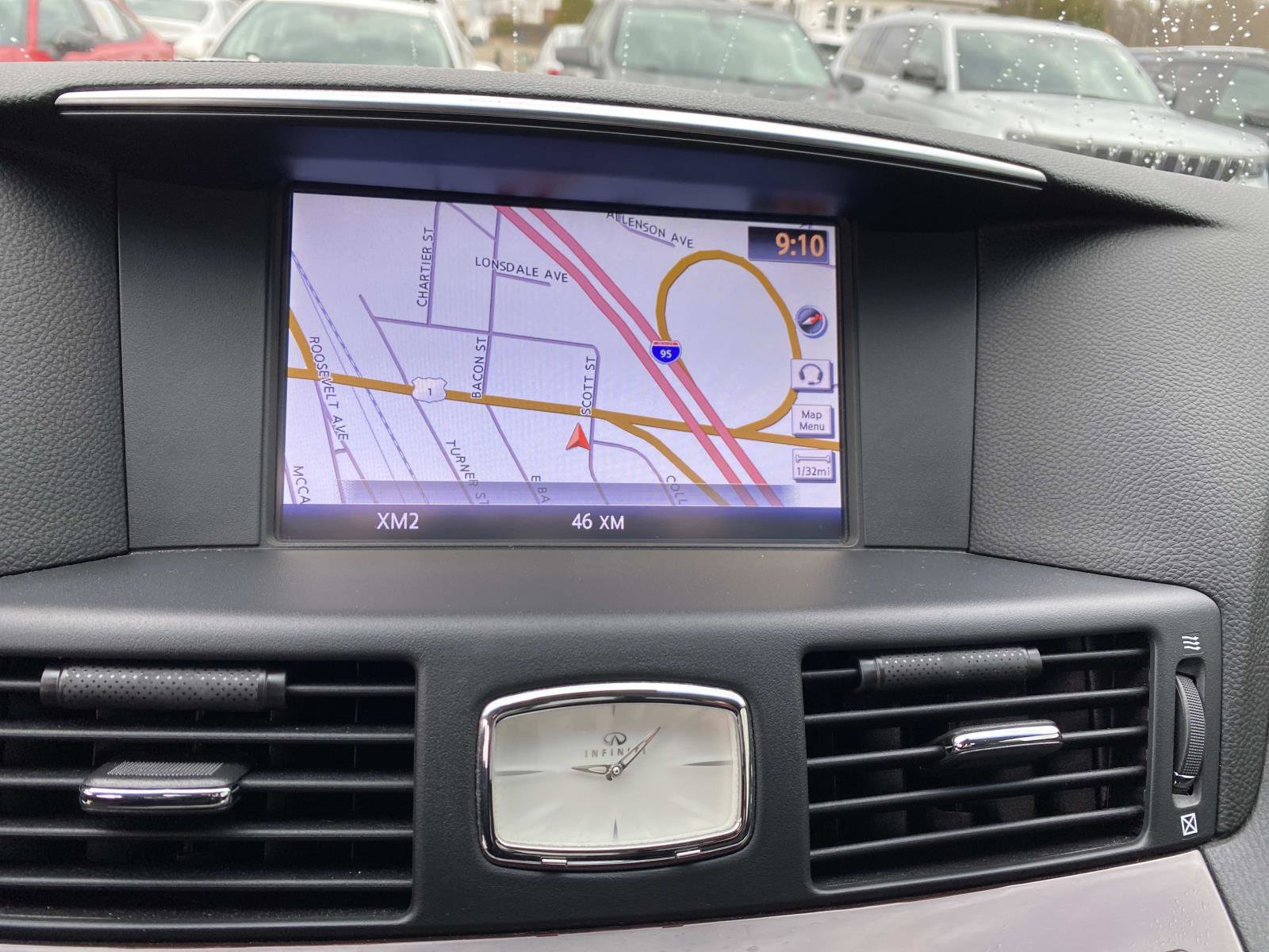 Used 2015 INFINITI Q70 3.7 image 12