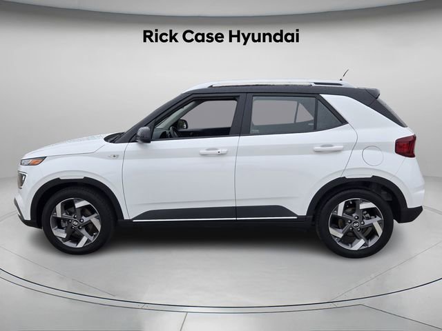 New 2025 Hyundai Venue Limited image 2