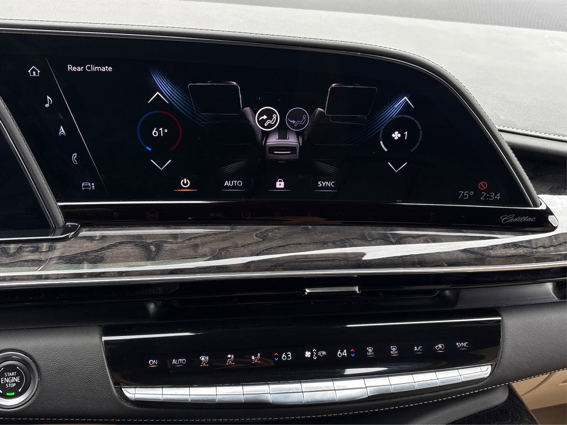 Used 2021 Cadillac Escalade ESV Premium Luxury image 25