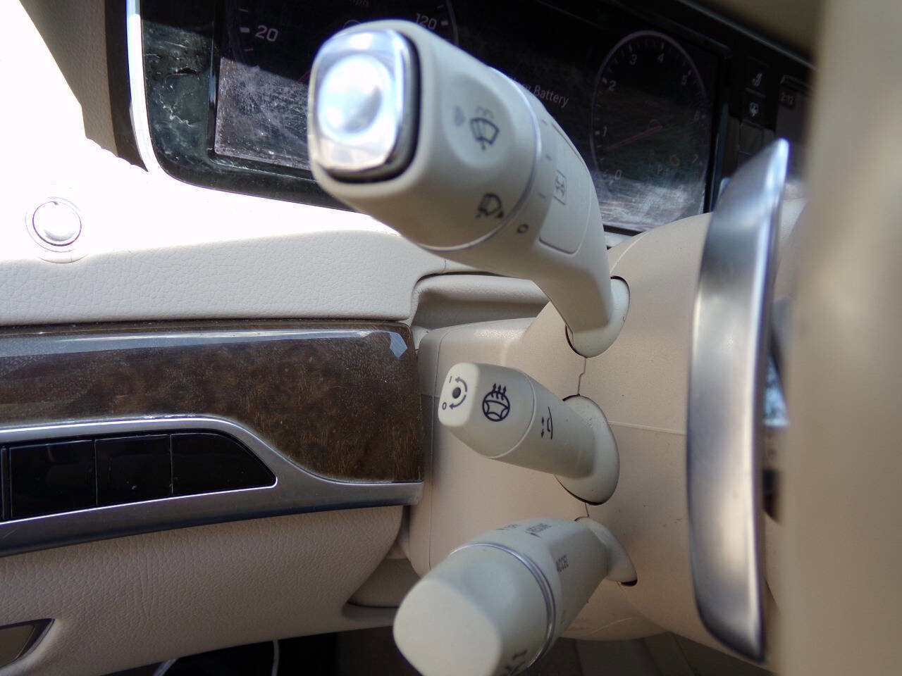 Used 2015 Mercedes-Benz S 550 4MATIC Sedan image 48