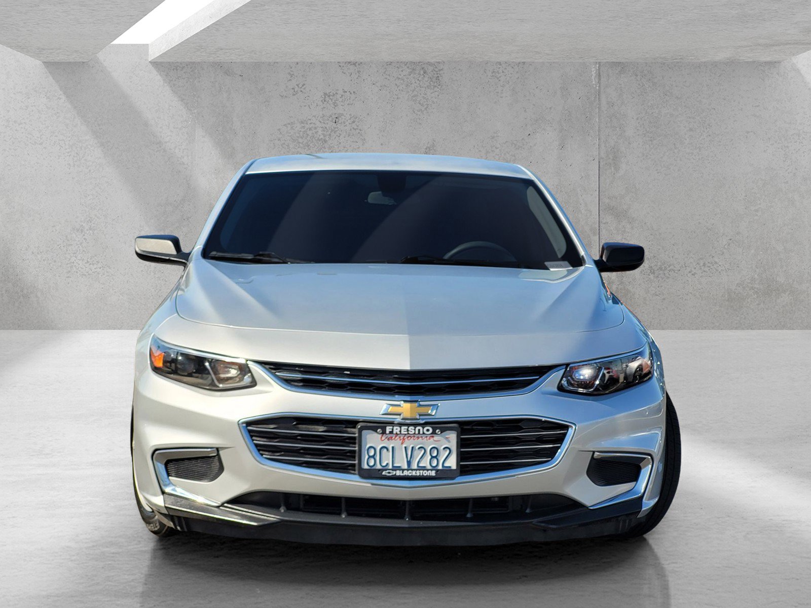 Used 2018 Chevrolet Malibu LS image 2