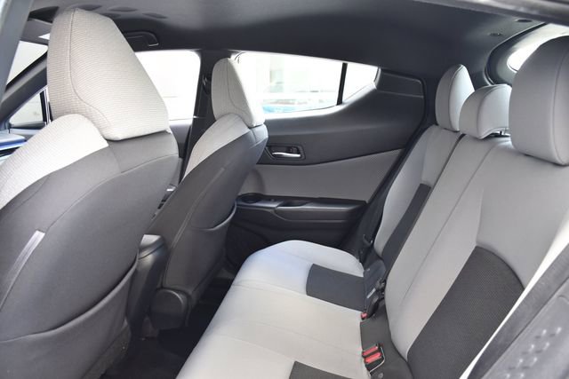 Used 2019 Toyota C-HR XLE FWD image 22