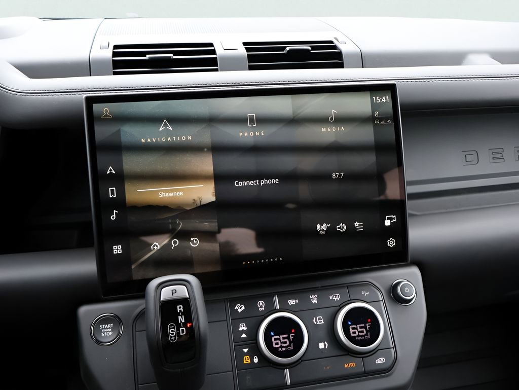 New 2026 Land Rover Defender 110 X-Dynamic SE AWD/4WD image 21