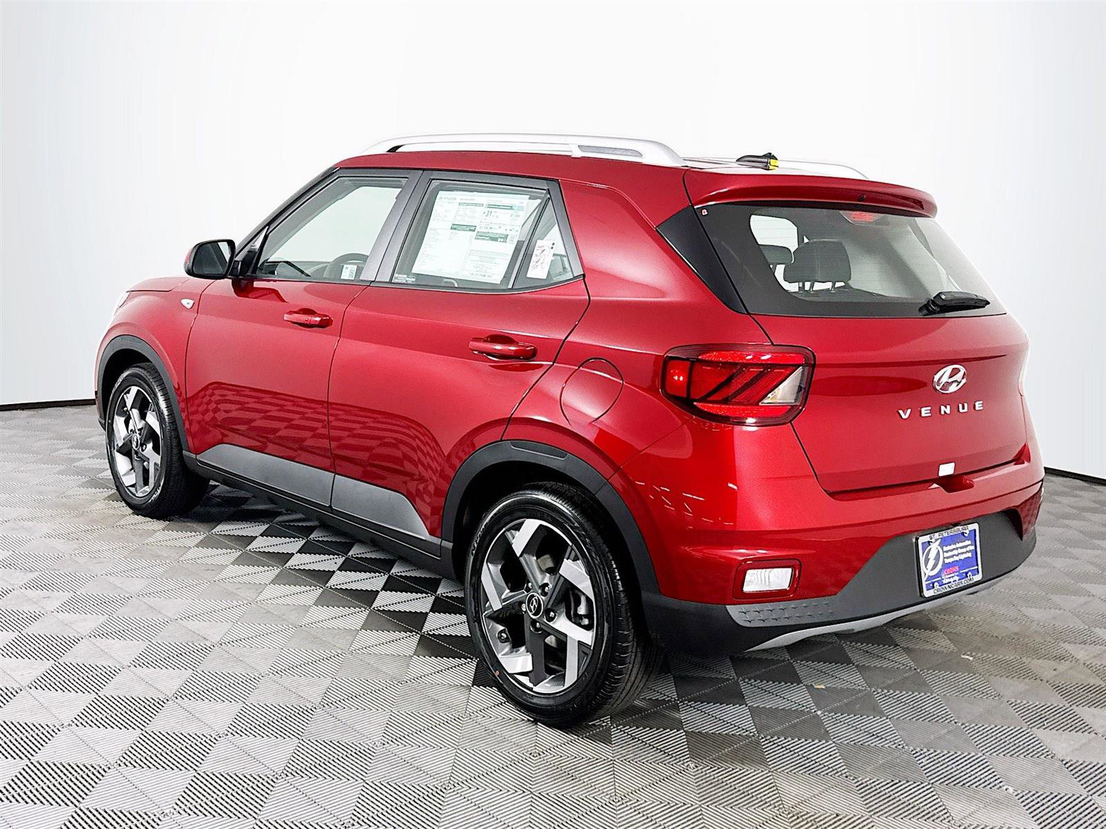 New 2025 Hyundai Venue Limited image 5