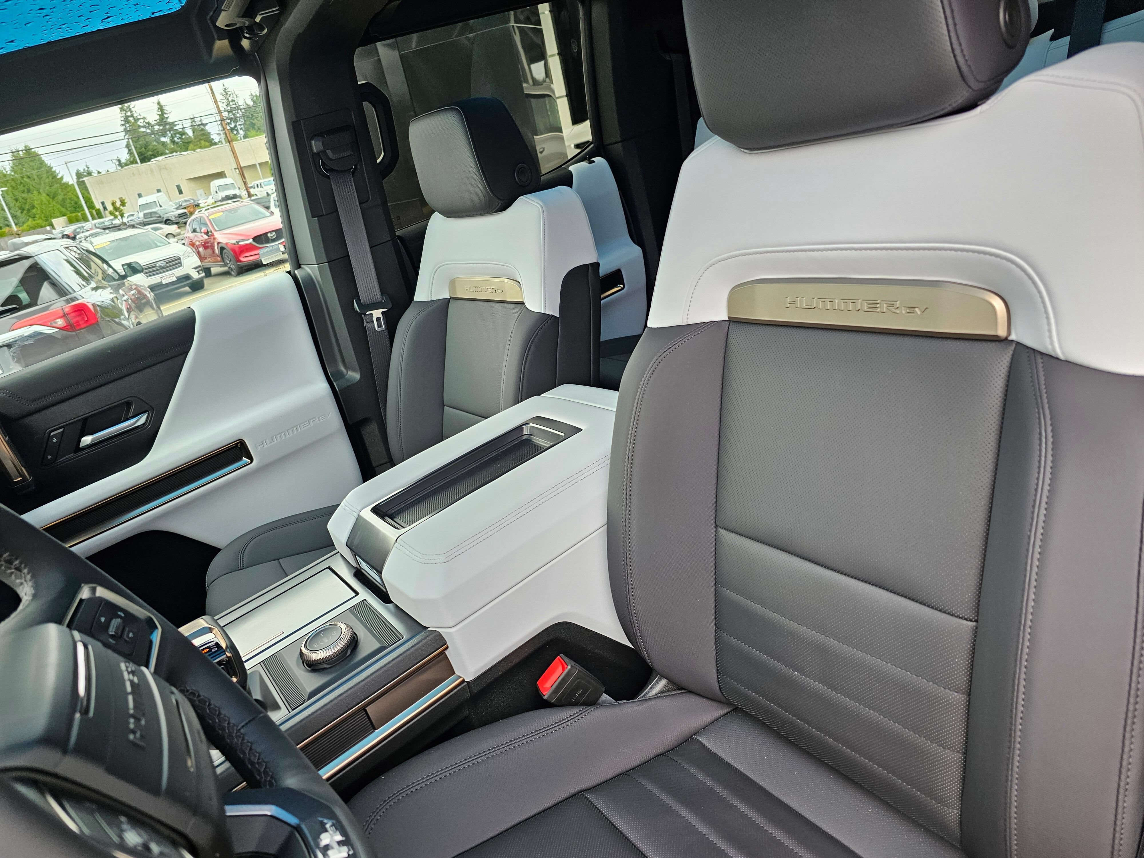 New 2024 GMC Hummer EV 2X AWD/4WD image 25
