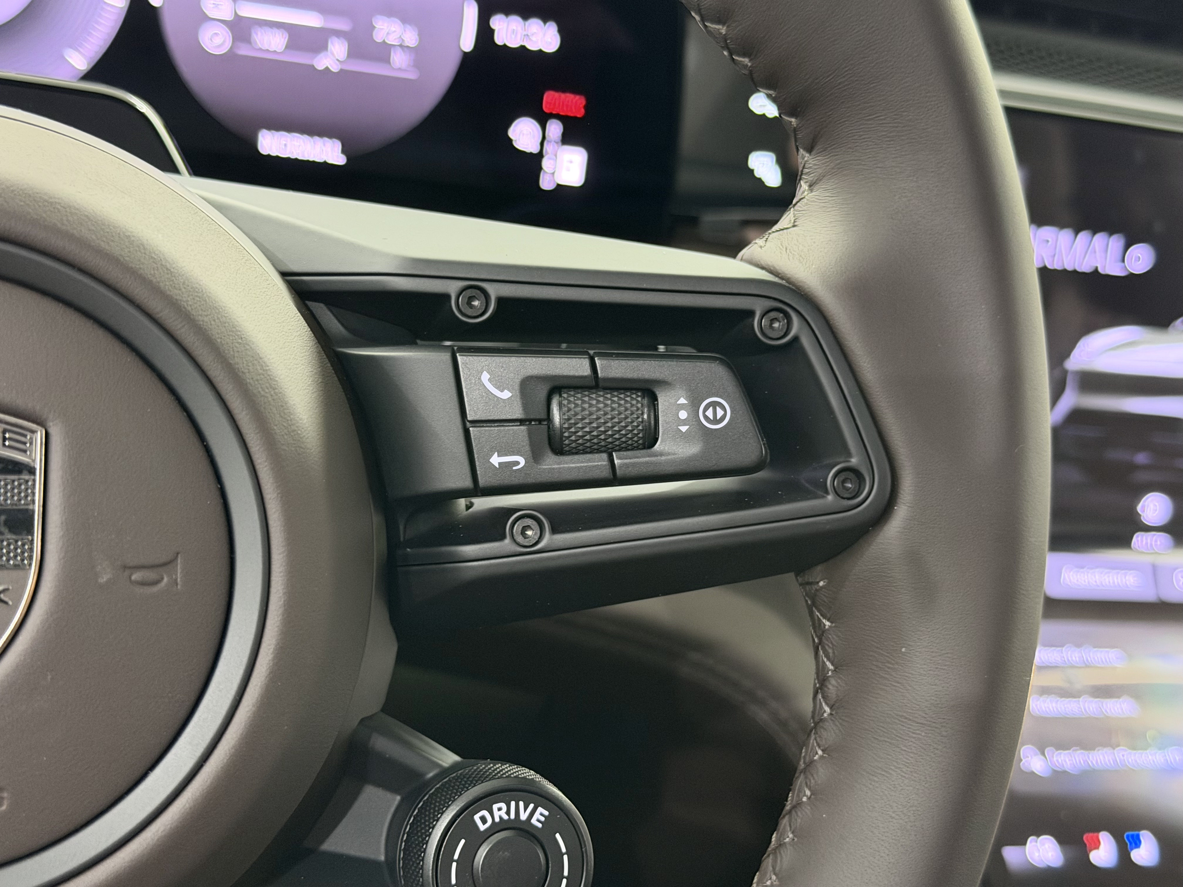 New 2026 Porsche Cayenne Turbo Electric AWD/4WD image 56