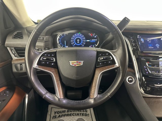 Used 2017 Cadillac Escalade ESV Luxury image 19