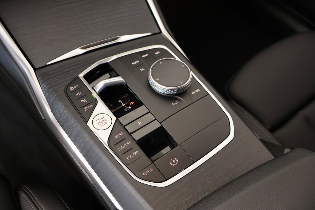 New 2026 BMW 330i xDrive Sedan w/ M Sport Package image 8