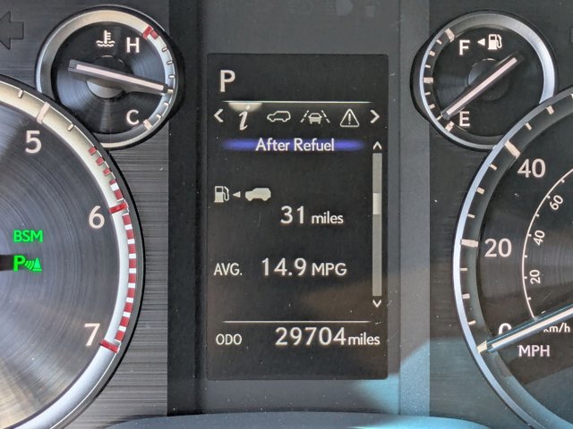 Used 2023 Lexus GX 460 Premium w/ Premium Package image 11