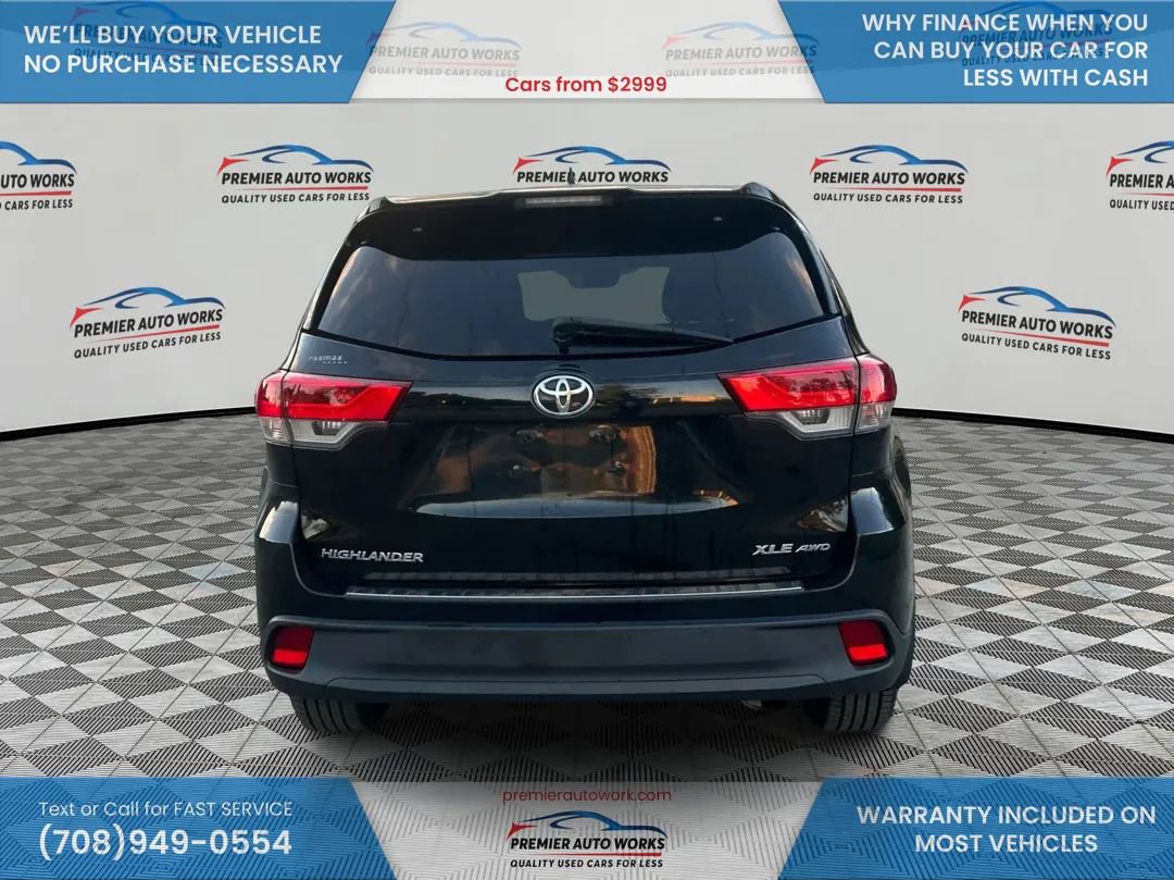 Used 2018 Toyota Highlander XLE image 5