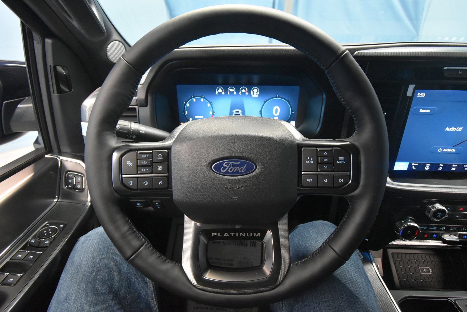 New 2025 Ford F150 Platinum w/ Equipment Group 702A High image 9