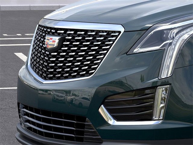 New 2025 Cadillac XT5 Luxury image 13