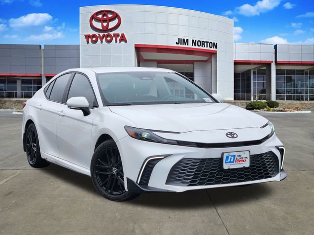 Used 2025 Toyota Camry SE